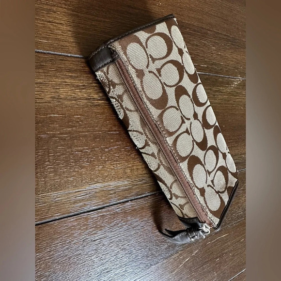 Coach signature logo wallet - Picture 10 of 13